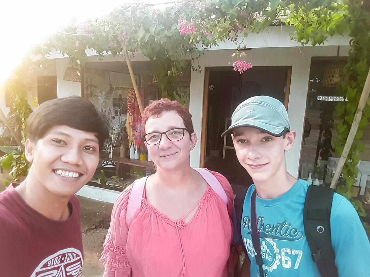 بيت شباب Beanbag Bintan Backpacker Kangkakawal المظهر الخارجي الصورة