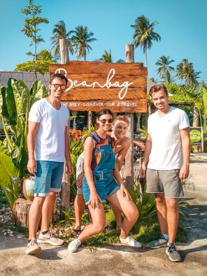 بيت شباب Beanbag Bintan Backpacker Kangkakawal المظهر الخارجي الصورة