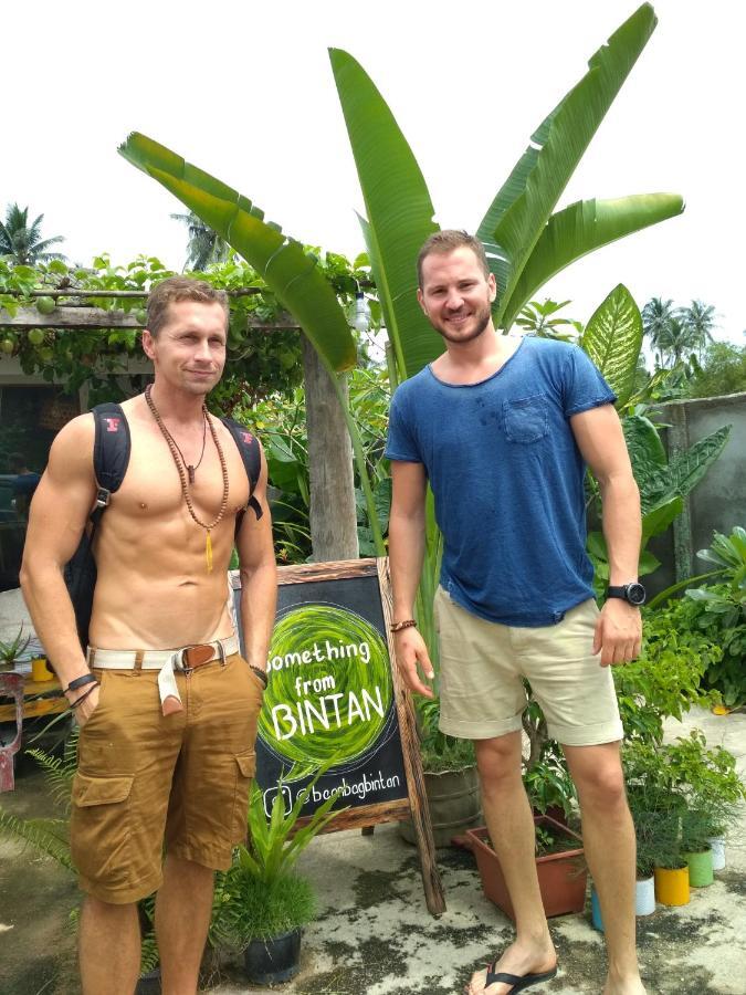 بيت شباب Beanbag Bintan Backpacker Kangkakawal المظهر الخارجي الصورة